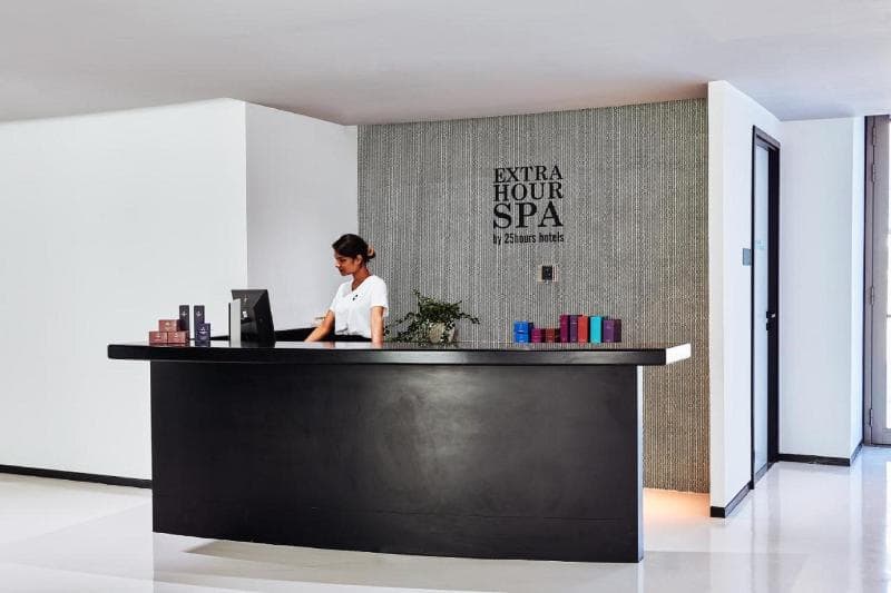 25hours Hotel One Central 4
