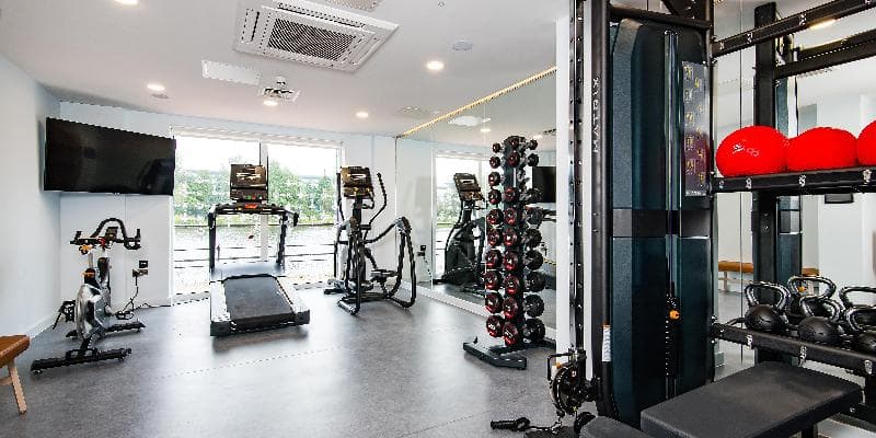 Staybridge Suites Cardiff 2