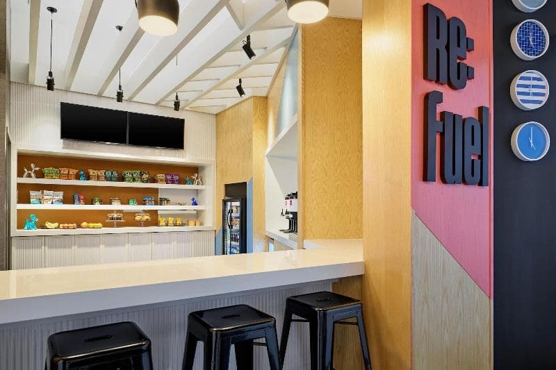Aloft Portland Downtown Waterfront Me 4