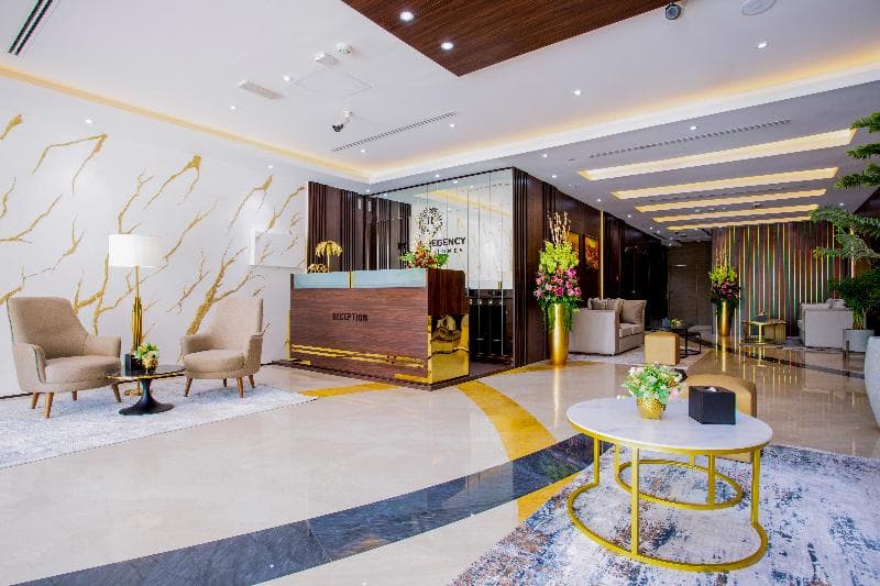 Royal Regency Suites photo 1