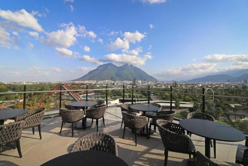 Holiday Inn Express Monterrey - Fundidora 5