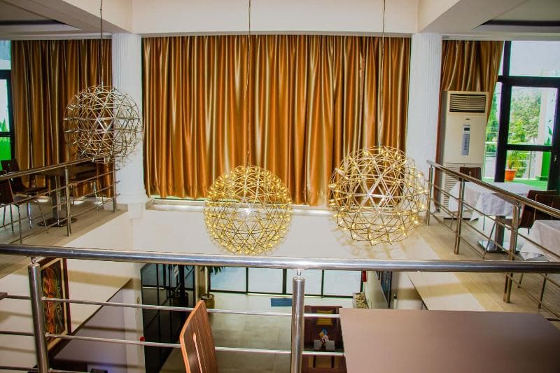 Bluebay Hôtel Abidjan 5