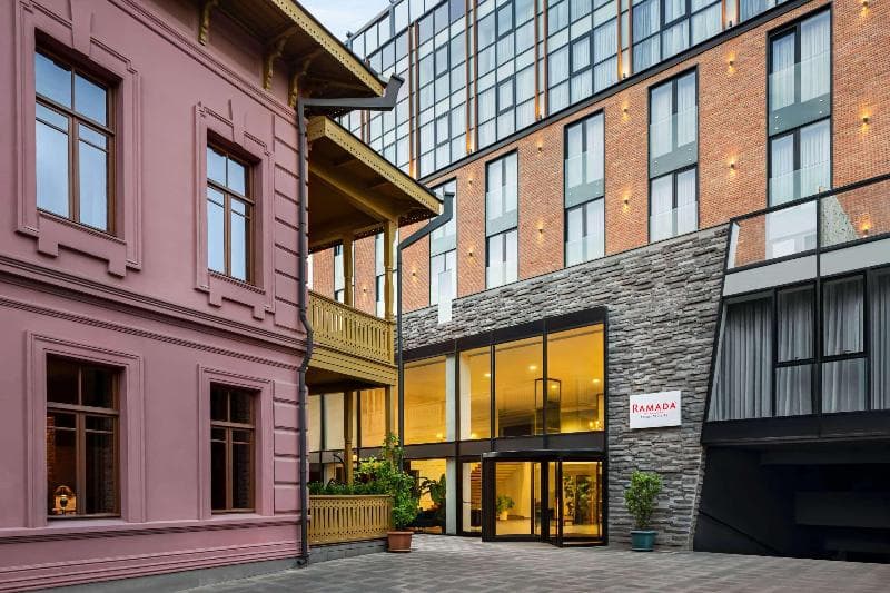 Ramada By Wyndham Tbilisi Old City photo 1