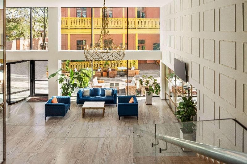 Ramada By Wyndham Tbilisi Old City 2