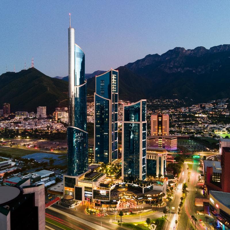 Safi Royal Luxury Metropolitan 4