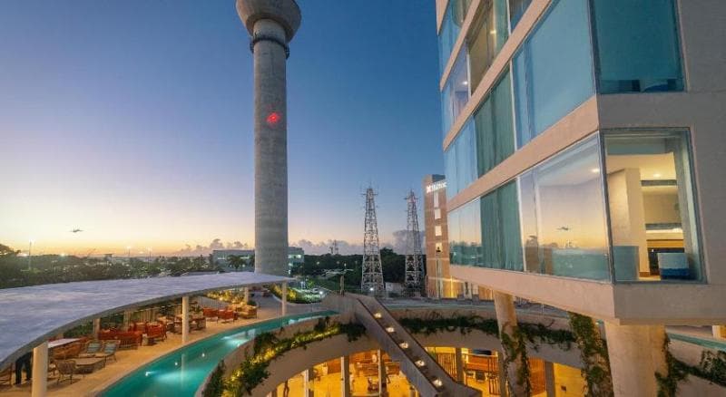 Hilton Garden Inn Cancun Airport photo 1