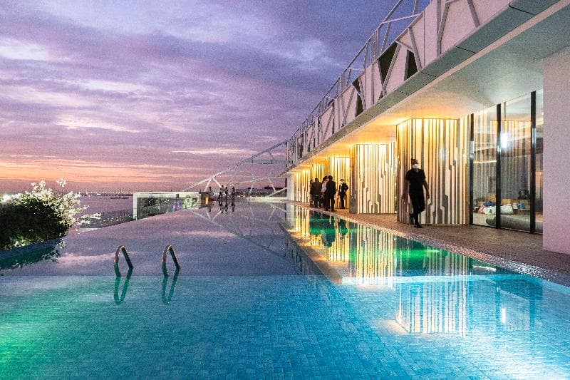 Lime Resort Manila (Adults only) 3