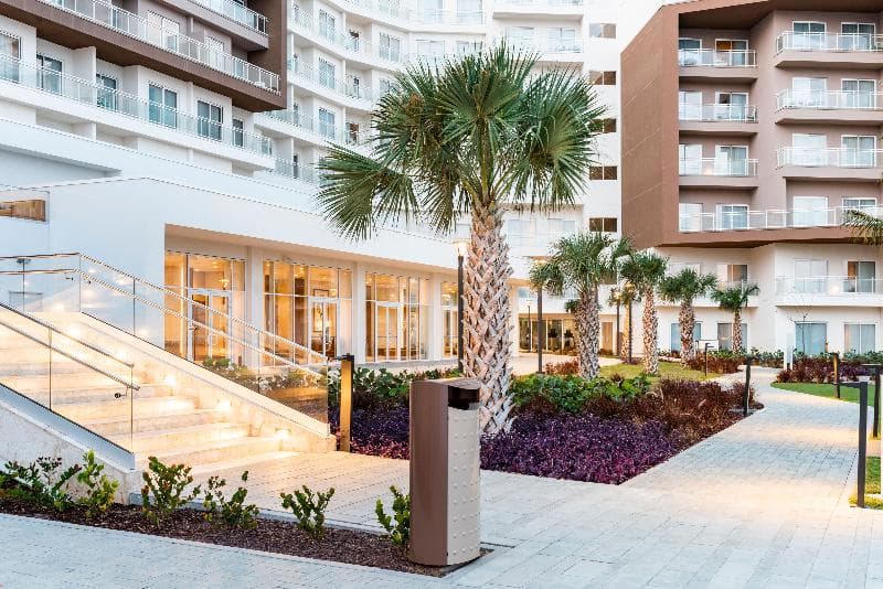 Embassy Suites by Hilton Aruba Resort 3