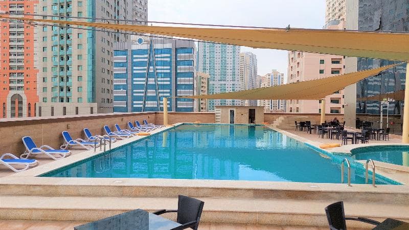 Luxe Grand Hotel Apartments 5