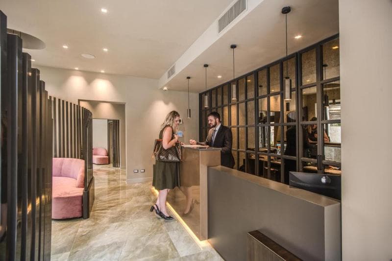 Hotel 77 3