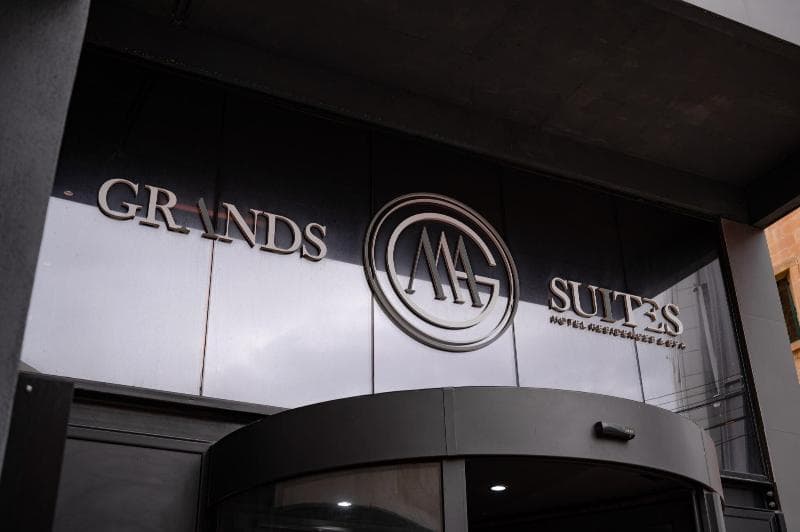 Grands Suites Hotel Residences & Spa 2