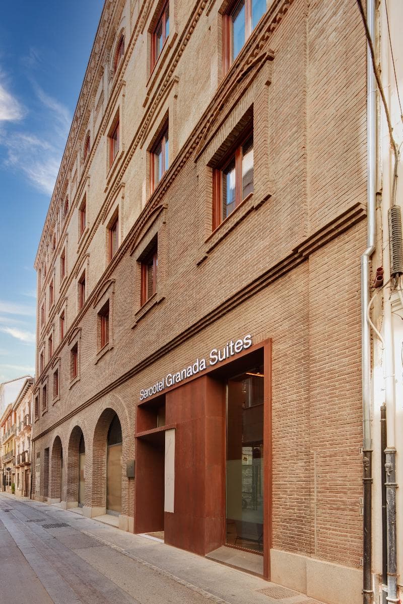 Sercotel Granada Suites 4