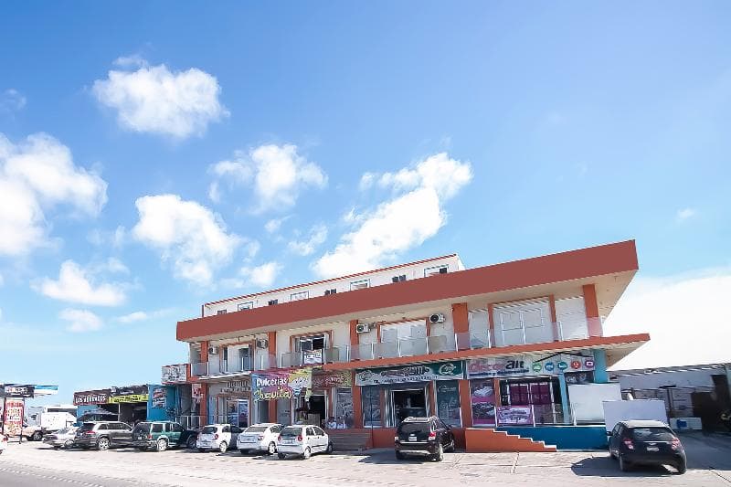 Oyo Hotel Plaza Las Torres, Cabo San Lucas 3