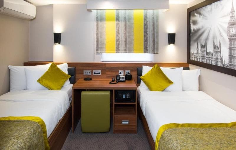 London Court Hotel 5