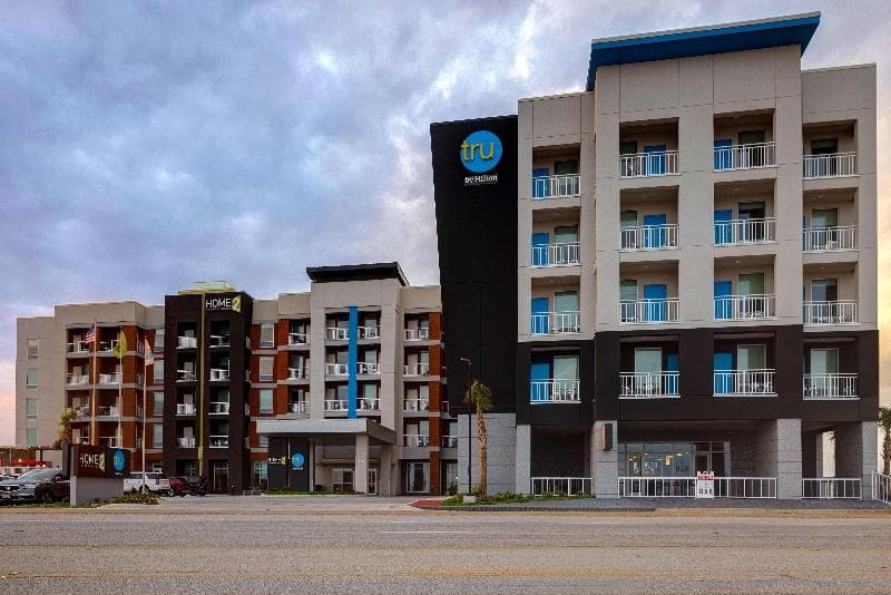 Tru by Hilton Galveston 5