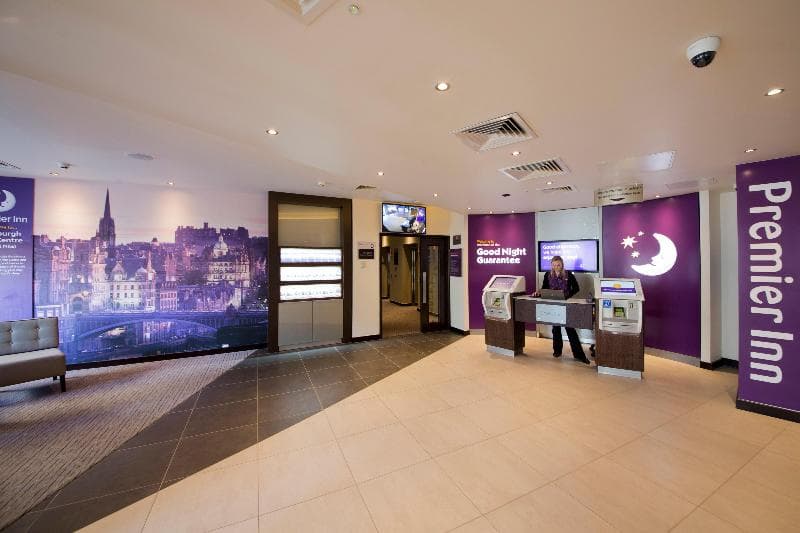Premier Inn Edinburgh Royal Mile 4