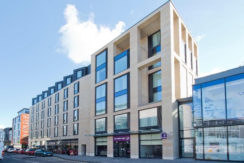 Premier Inn Edinburgh Royal Mile 2