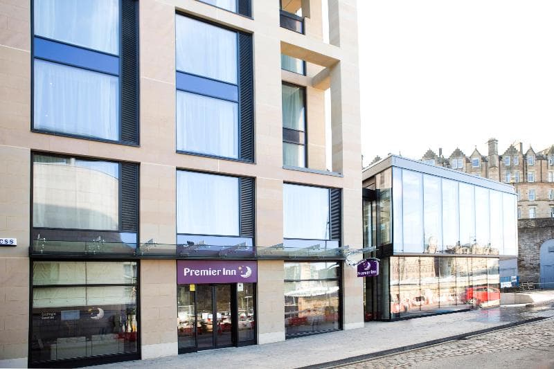 Premier Inn Edinburgh Royal Mile 3