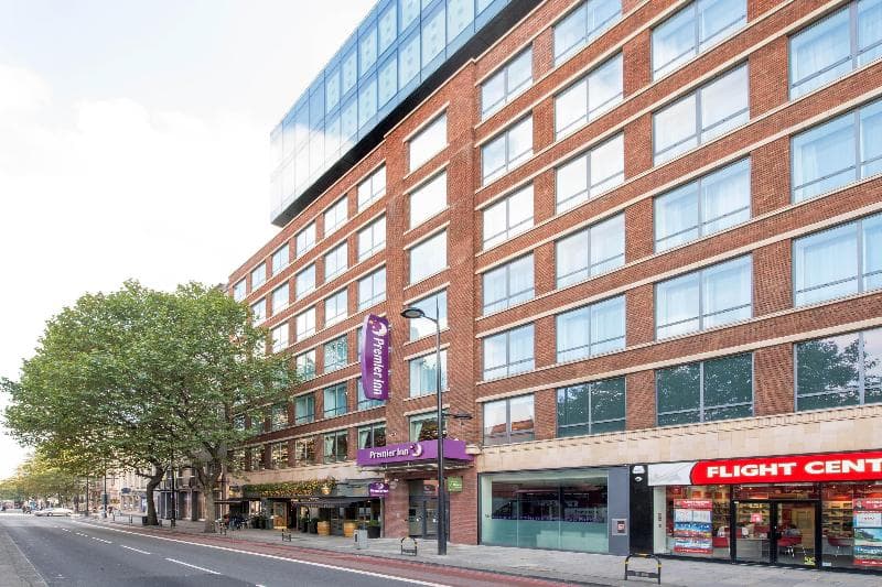 Premier Inn London St. Pancras Hotel 2