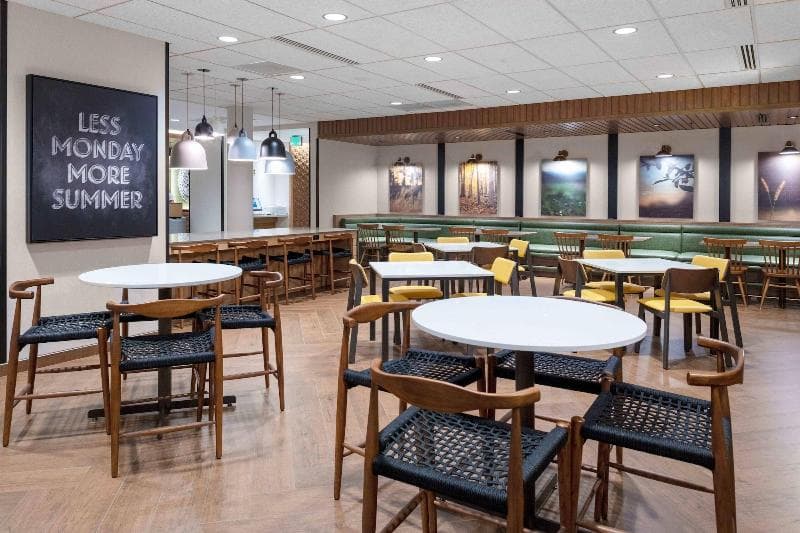 Fairfield Inn & Suites Medford 3