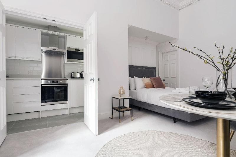 3 Sloane Gardens By Underthedoormat photo 1