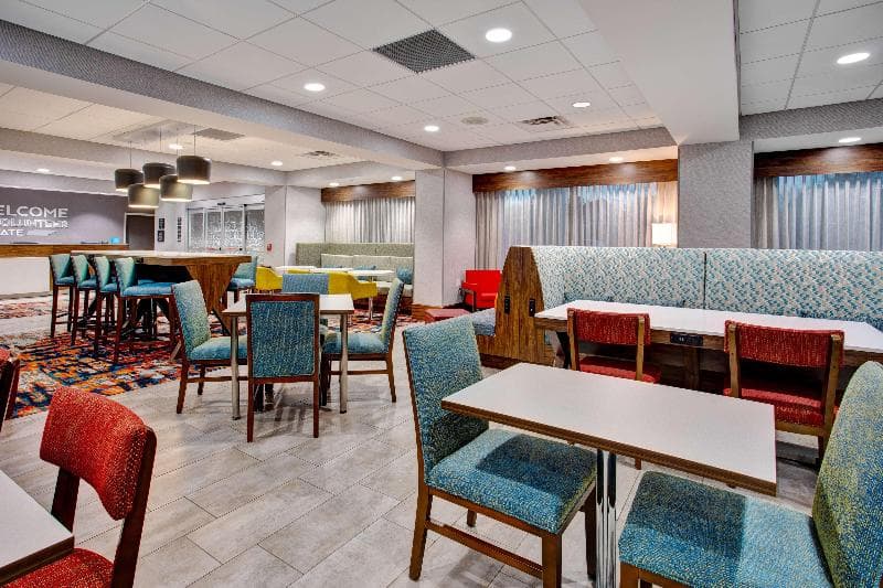 Hampton Inn by Hilton Paris 4