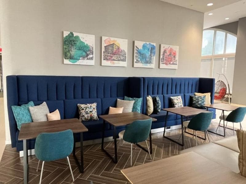 Home2 Suites by Hilton St. Louis Downtown 4