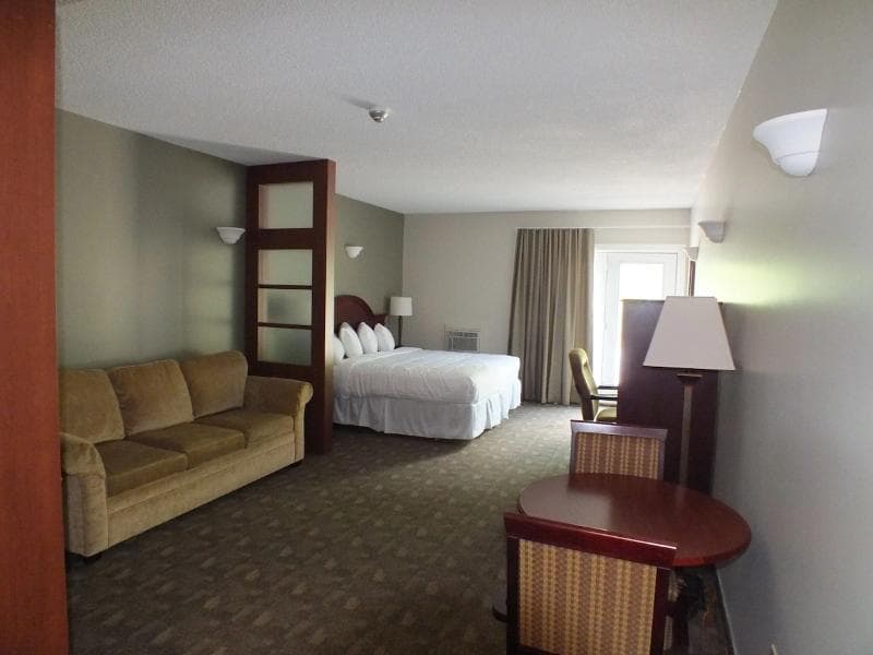 Rodeway Inn Sudbury 3