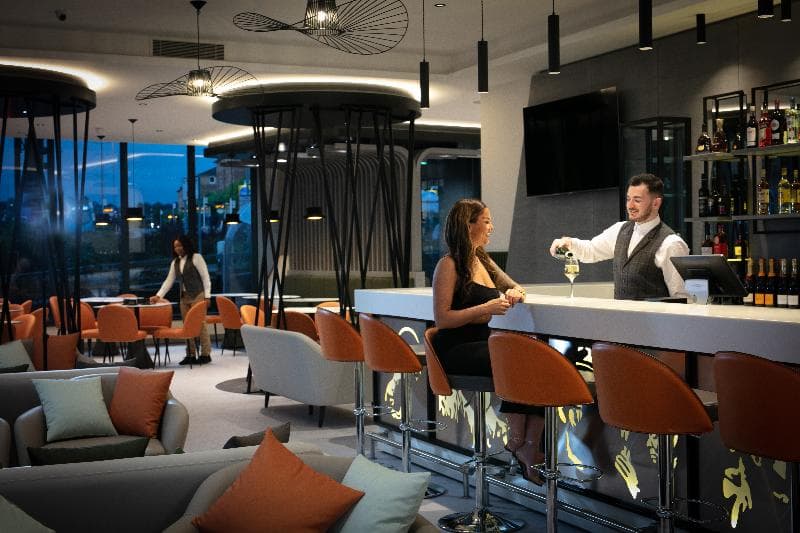 Spark by Hilton Luton photo 1