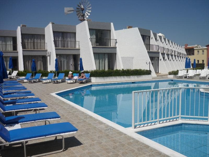 Penelope Beach Hotel Apts 5