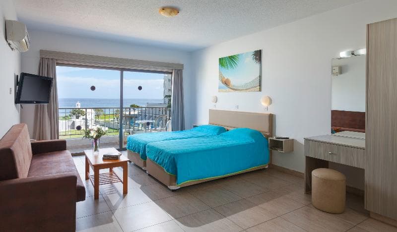 Penelope Beach Hotel Apts 3