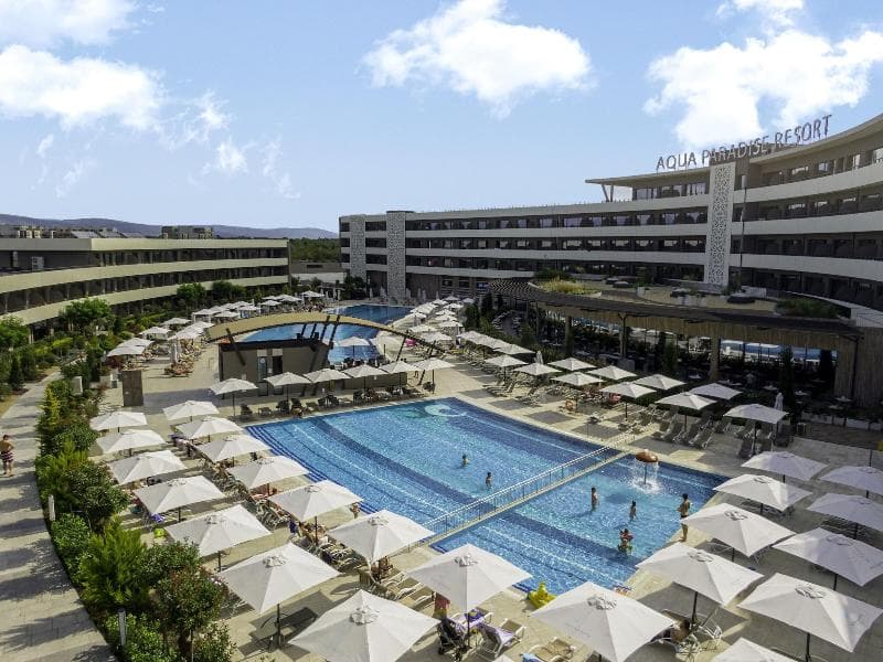 Aqua Paradise Resort 3