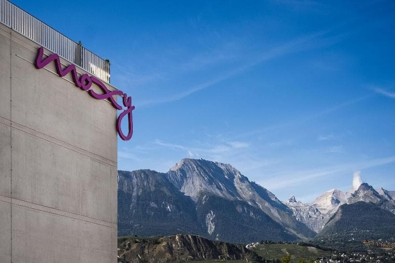 Moxy Sion photo 1