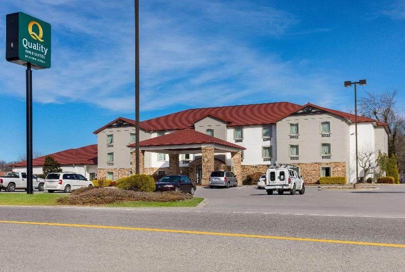 Quality Inn & Suites 3
