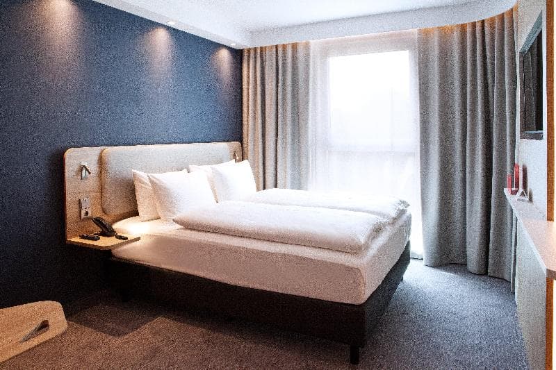 Holiday Inn Express - Düsseldorf Airport 4