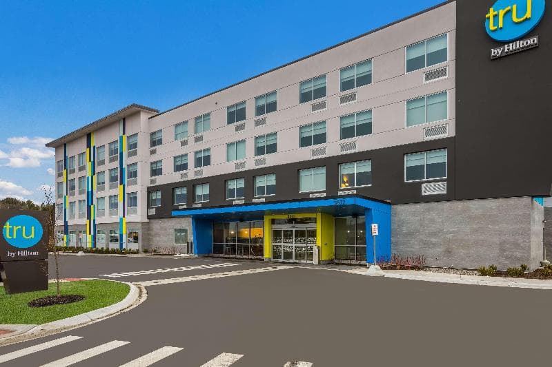 Tru by Hilton Traverse City 4