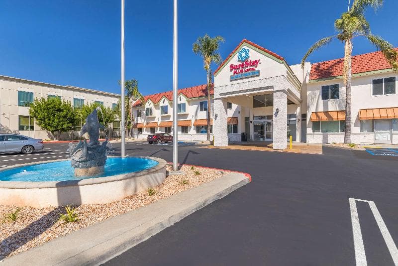 Surestay Plus By Best Western Upland Ontario North 3