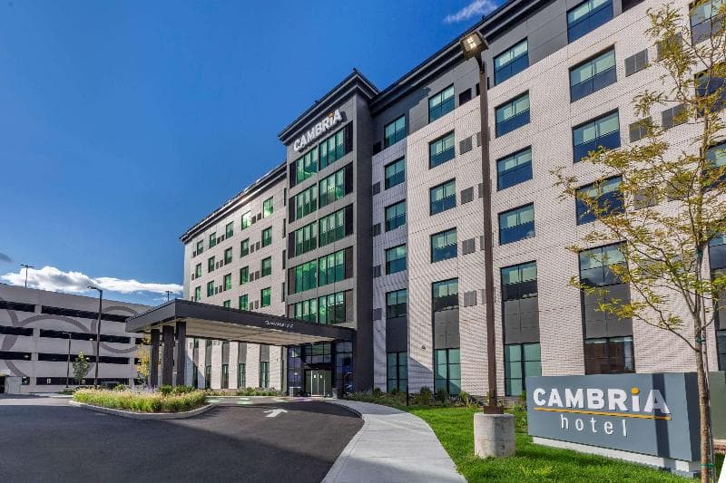 Cambria Hotel New Haven University Area 2