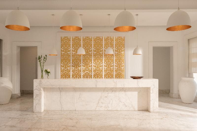 Almazino, Almaza Bay 2