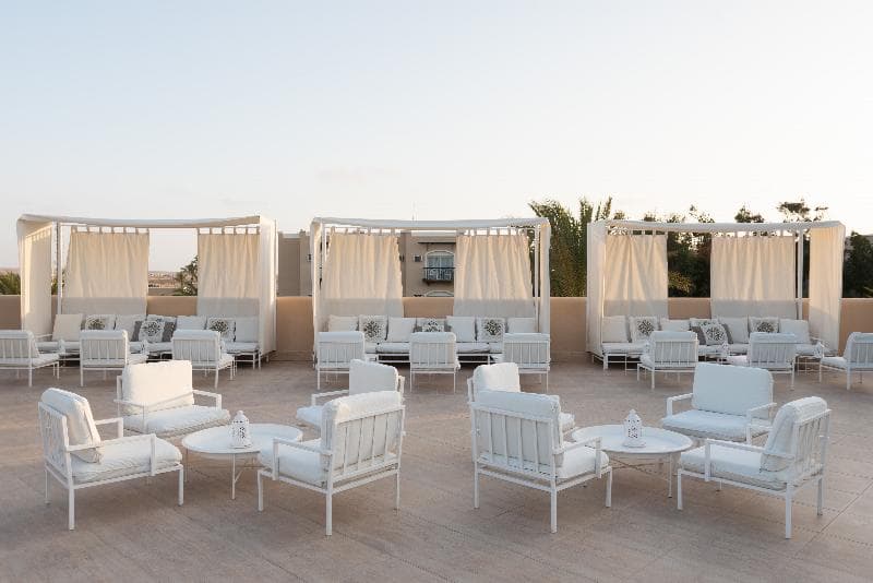 Almazino, Almaza Bay 4