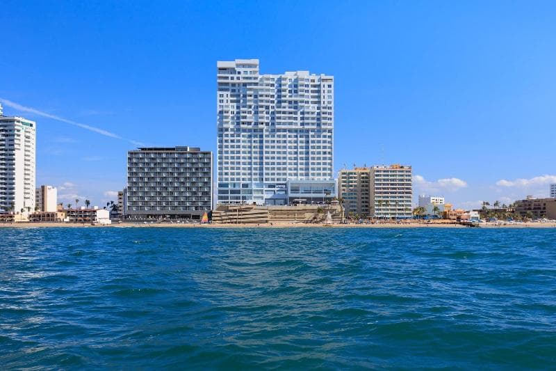 Courtyard By Marriott Mazatlan Beach Resort 5