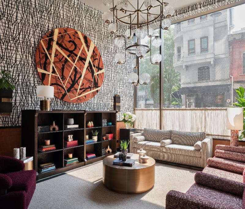 Root Karakoy 4