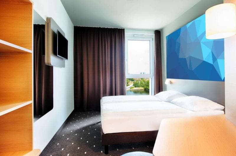B&B HOTEL Nürnberg-West 5