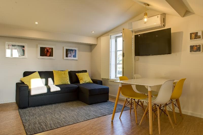 Ribeira Cinema Apartments 4