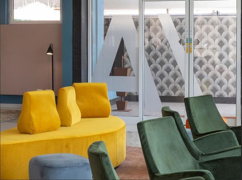 Adesso Hotel 5