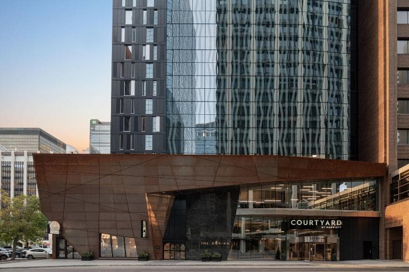 Courtyard By Marriott Calgary Downtown photo 1