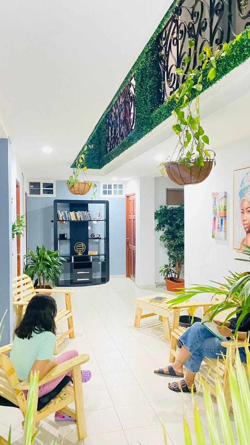 Hostal La Cigarra 2