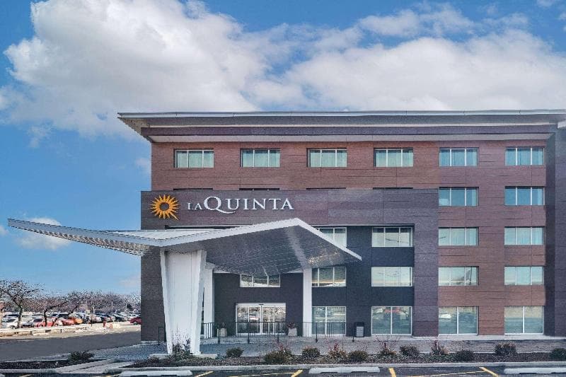 La Quinta by Wyndham Chicago O'Hare Airport 2