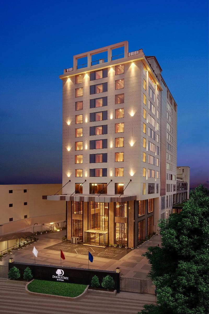 DoubleTree by Hilton Varanasi 2