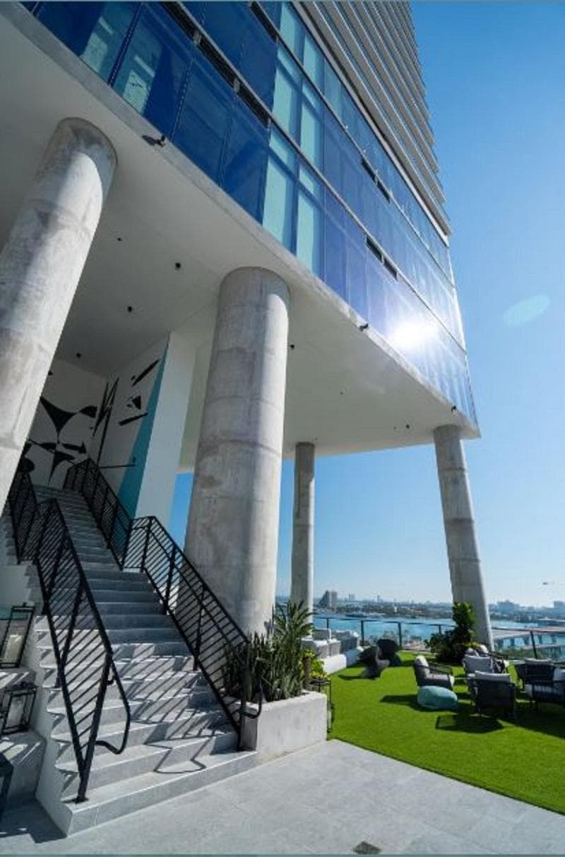 The Elser Hotel and Residences Miami 2